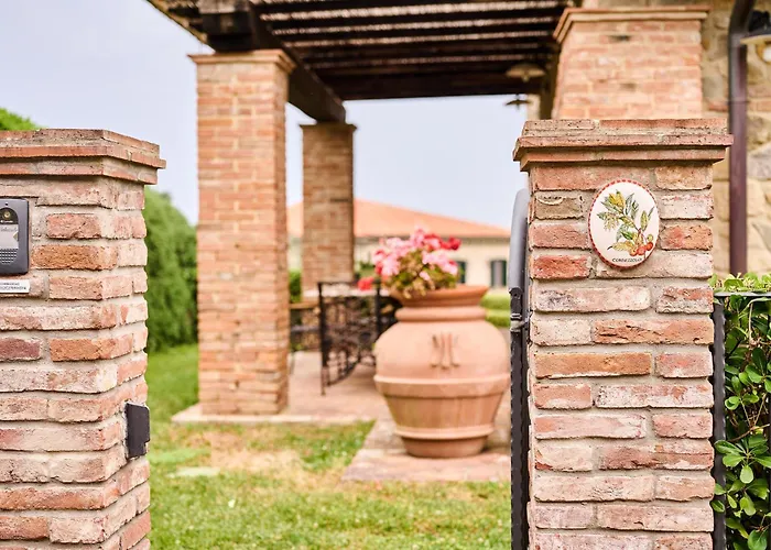 Il Corbezzolo - Authentic Tuscan Escape With Pool & Nature * קיאני